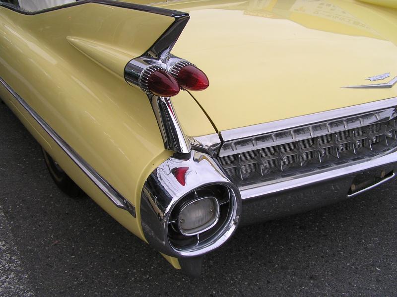 �L���f�B���b�N �R���o�[�`�u��